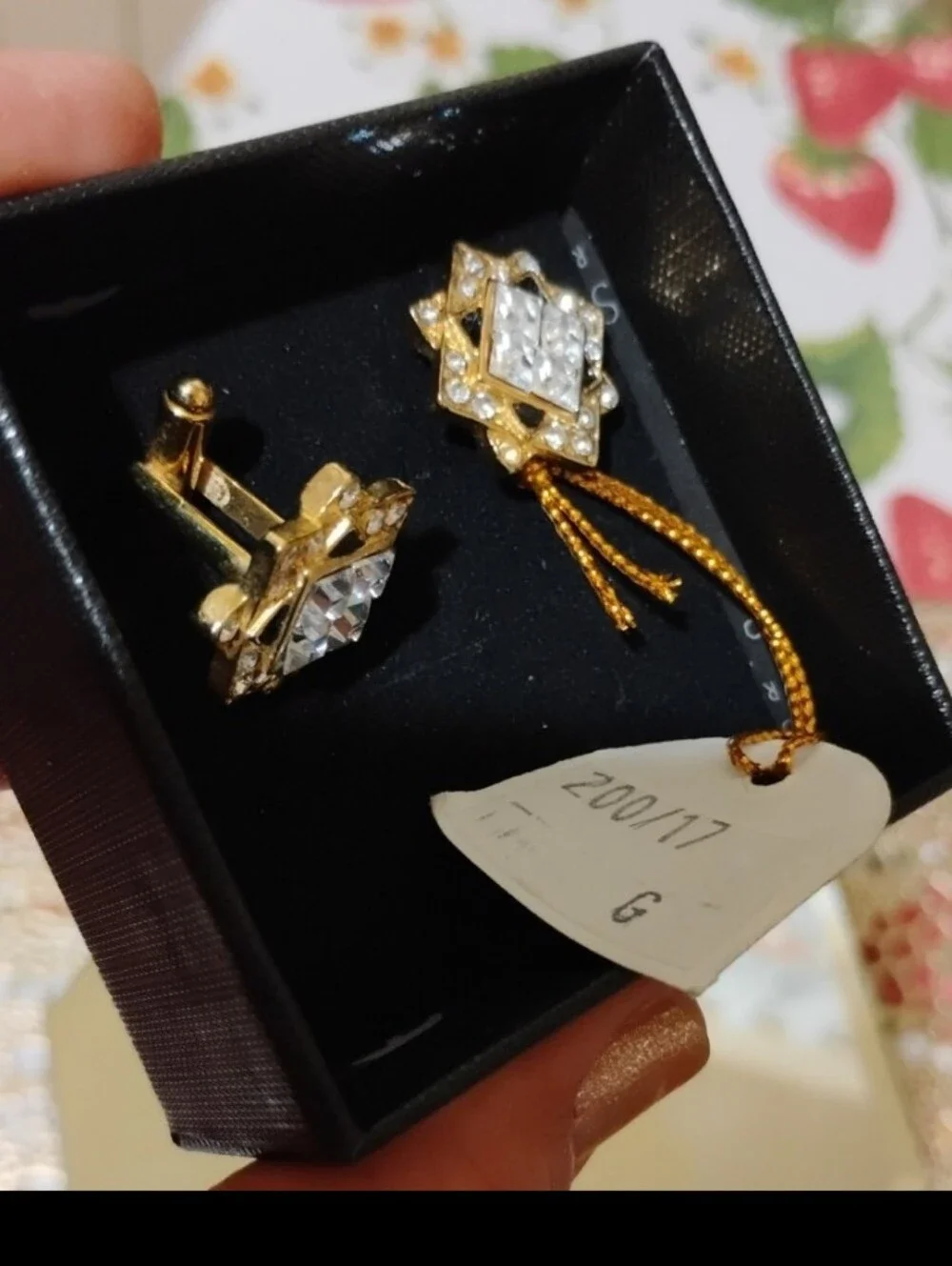 N/A elegant crystal
